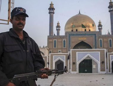 Τουλάχιστον 10 τρομοκράτες σκότωσαν οι αρχές ασφαλείας στο Πακιστάν